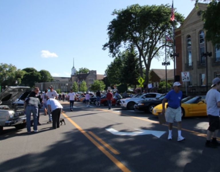 Riverfront Cruise In, City of Cuyahoga Falls Parks and Recreation